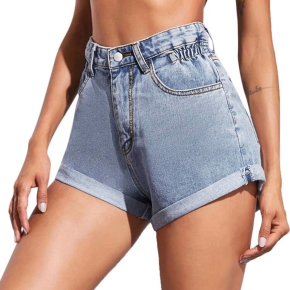 Women’s jean shorts - Picture 3 of 3